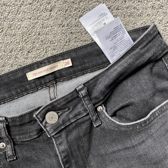 Levis jeans 28 “721” - Picture 2 of 3